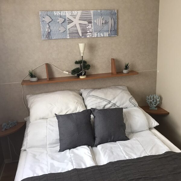 Az egyik háló,140x200 cm-es ággyal