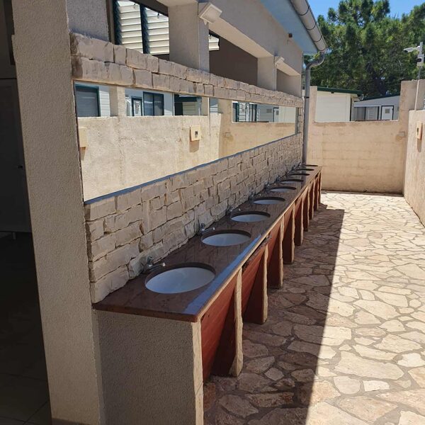 Kemping vizesblokk férfi oldal